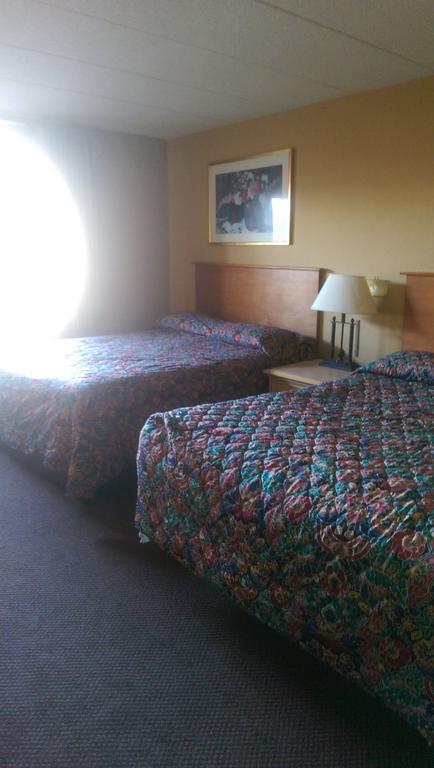 Days Inn & Suites By Wyndham Caseyville Quarto foto